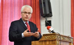 Josipović: Komšić je neupitan član Predsjedništva BiH, ne može Hrvatska odlučivati umjesto BiH